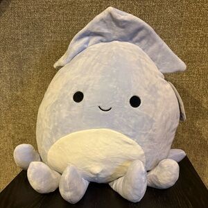 Stacy Squid Squishmallow